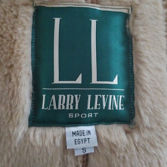 Coat - Picture 3 of 6